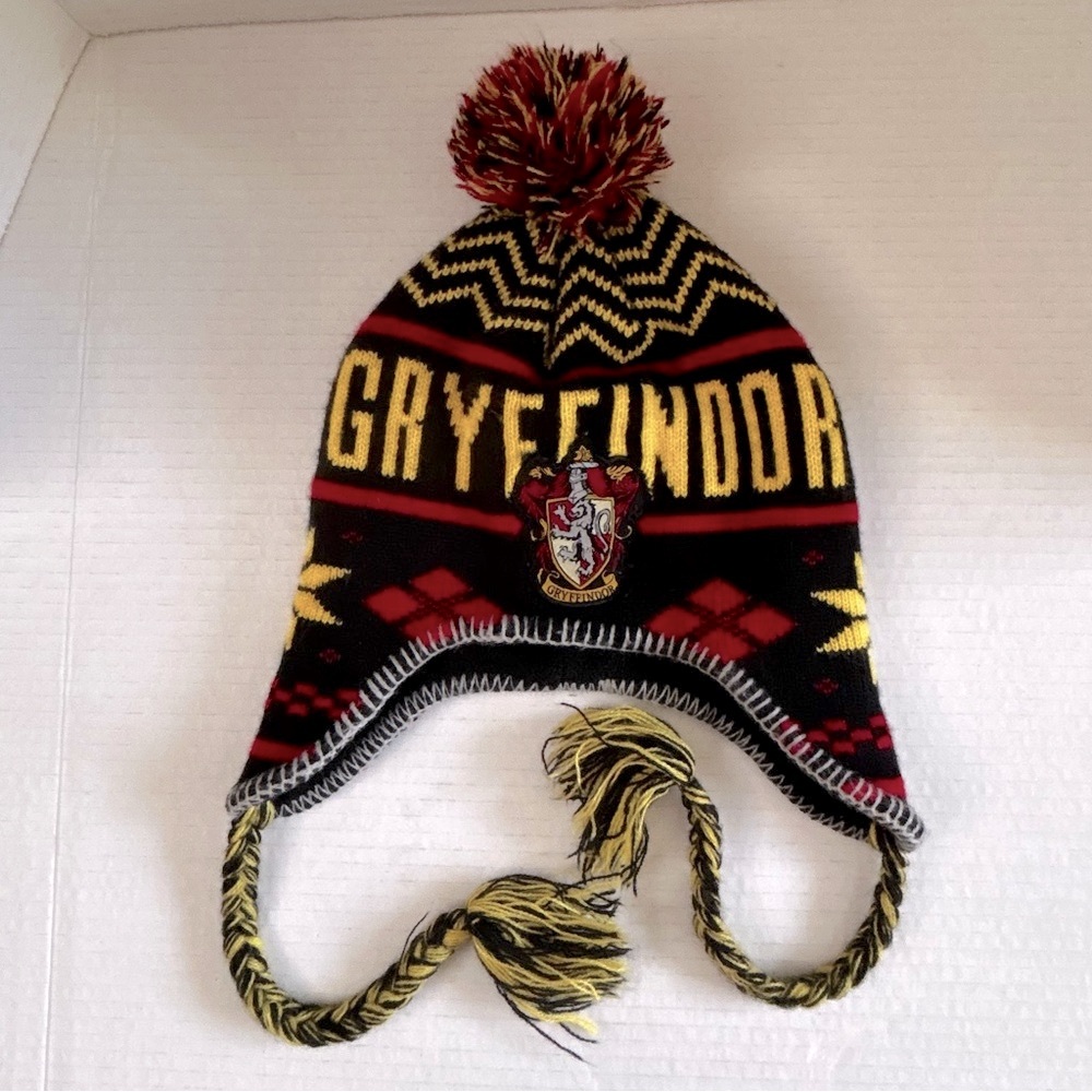 Harry Potter Gryffindor Toque Hat One Size with Braided Ties
